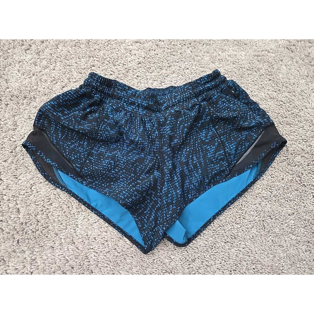 Lululemon Shorts Womens 6 Blue Black Abstract Running Athleisure Gym